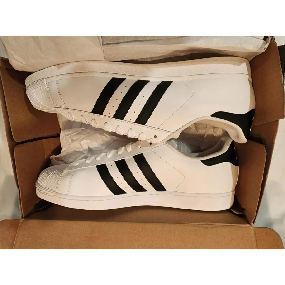 Adidas shoes - White 0