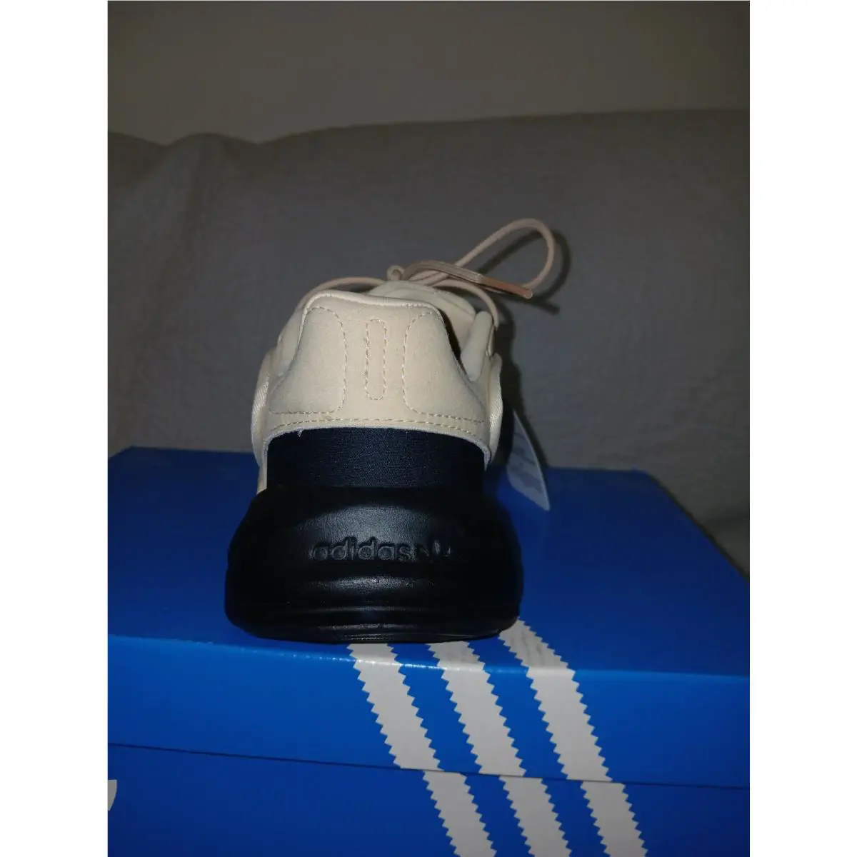 Adidas shoes - adidas Ozelia - Ozelia - IE2000 - Beige 7