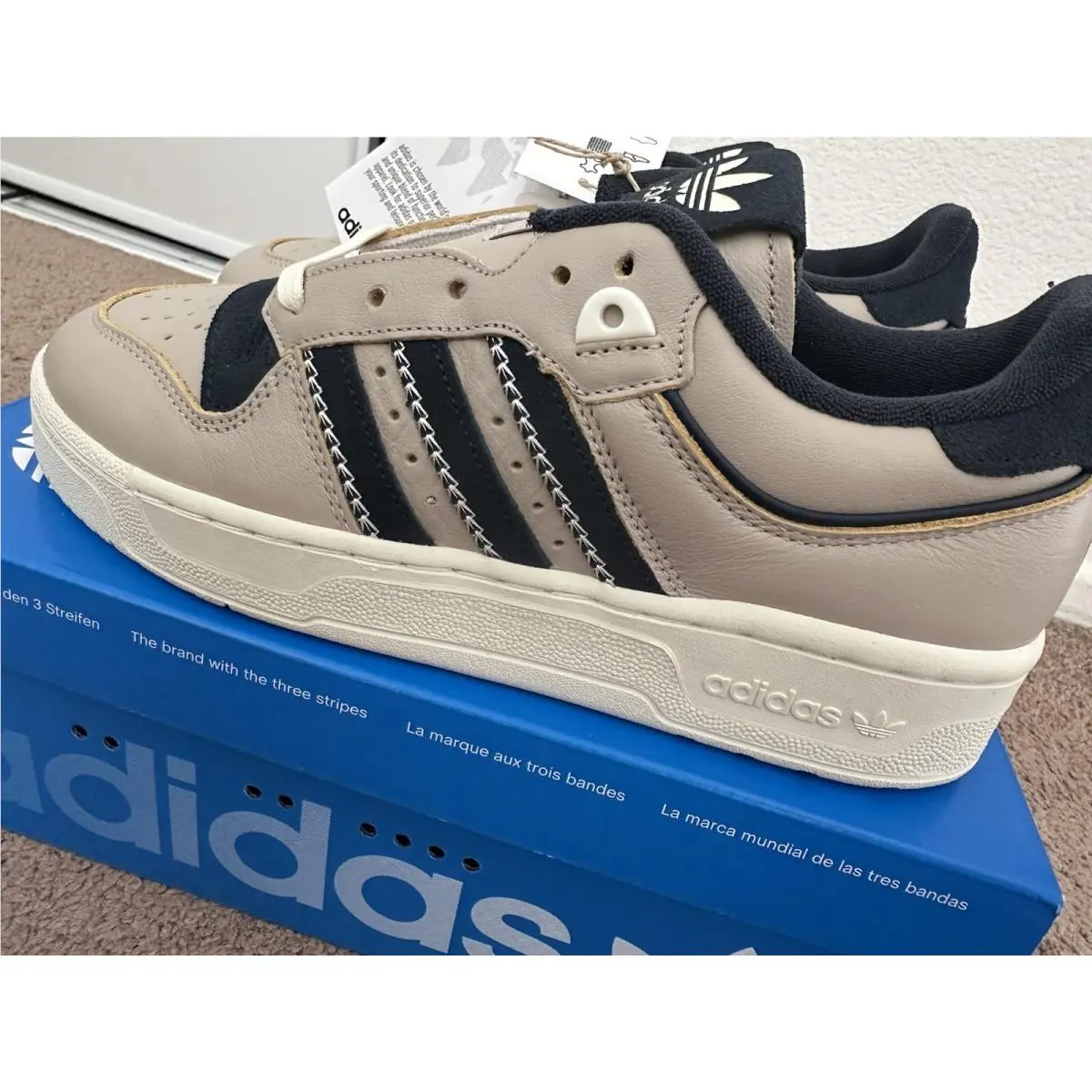 Adidas shoes - adidas Rivalry Low - Rivalry Low - JH5610 - Beige, Manufacturer: Low Blue Spark (UPC: 197611186862) 3
