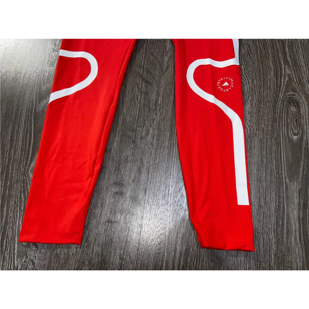 Adidas clothing - Red (UPC: 4064045300217) 2