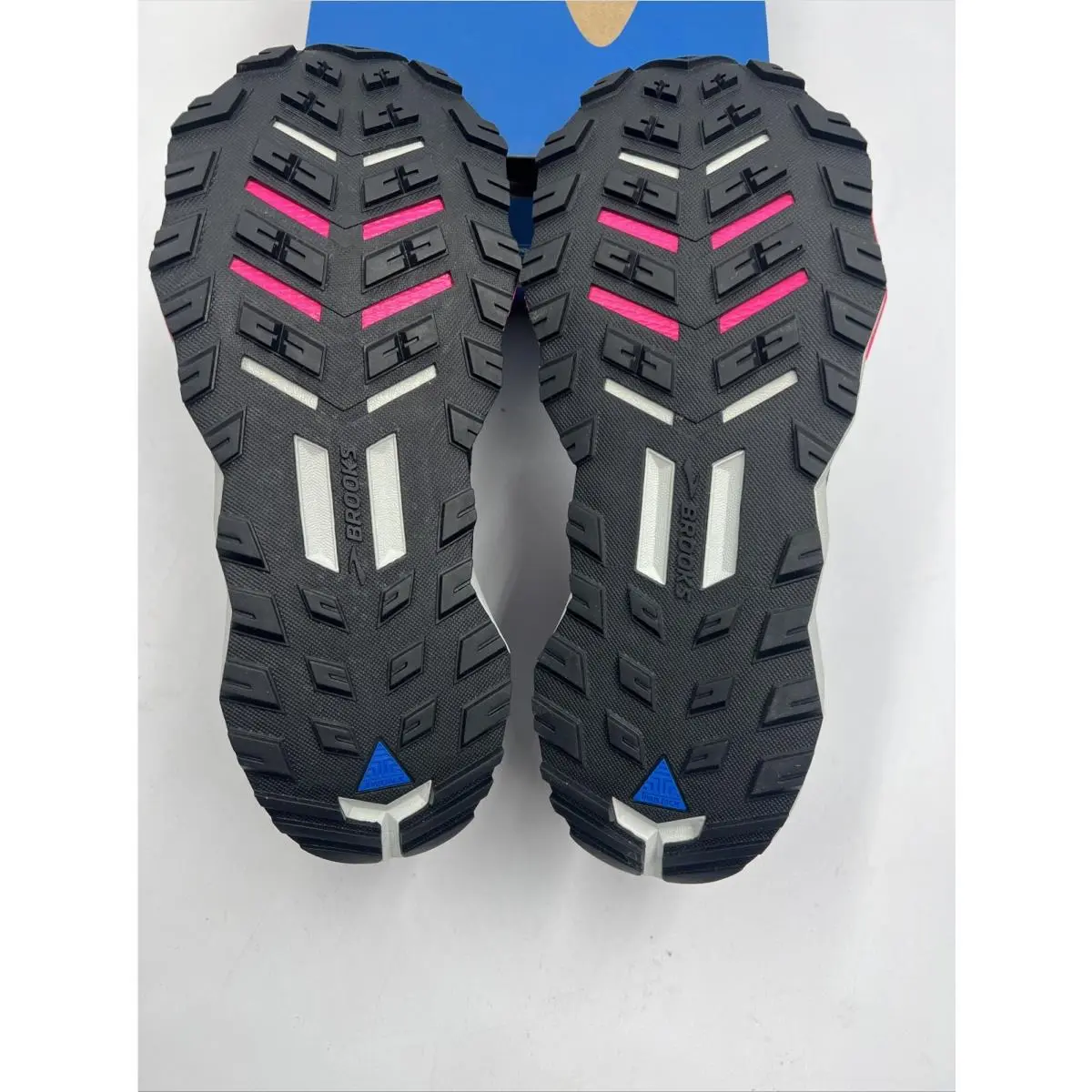 Brooks shoes - Brooks Divide 2 - Divide - 120342-1B-069 - Gray/Pink (UPC: 190340869778) 3