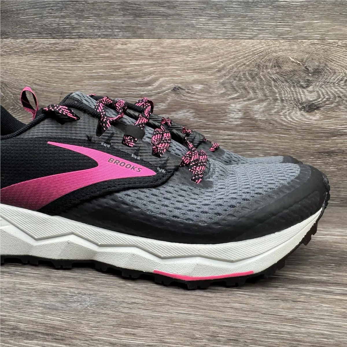Brooks shoes - Brooks Divide 2 - Divide - 1203421b069 - Black (UPC: 190340870101) 1