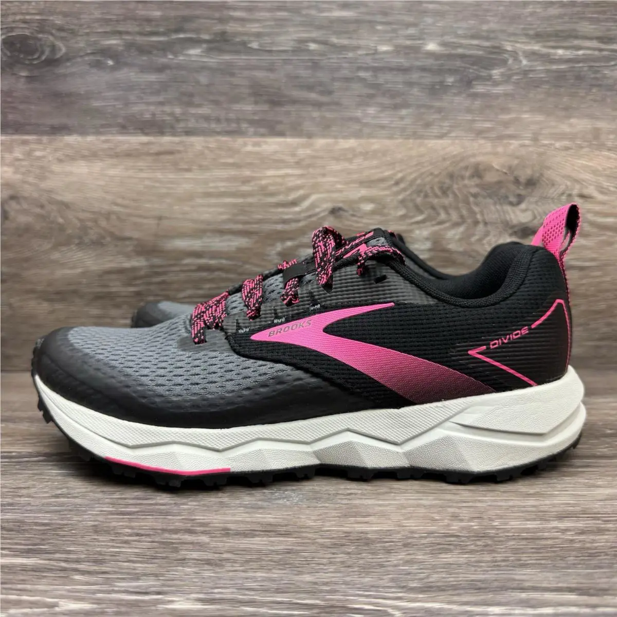 Brooks shoes - Brooks Divide 2 - Divide - 1203421b069 - Black (UPC: 190340870101) 3