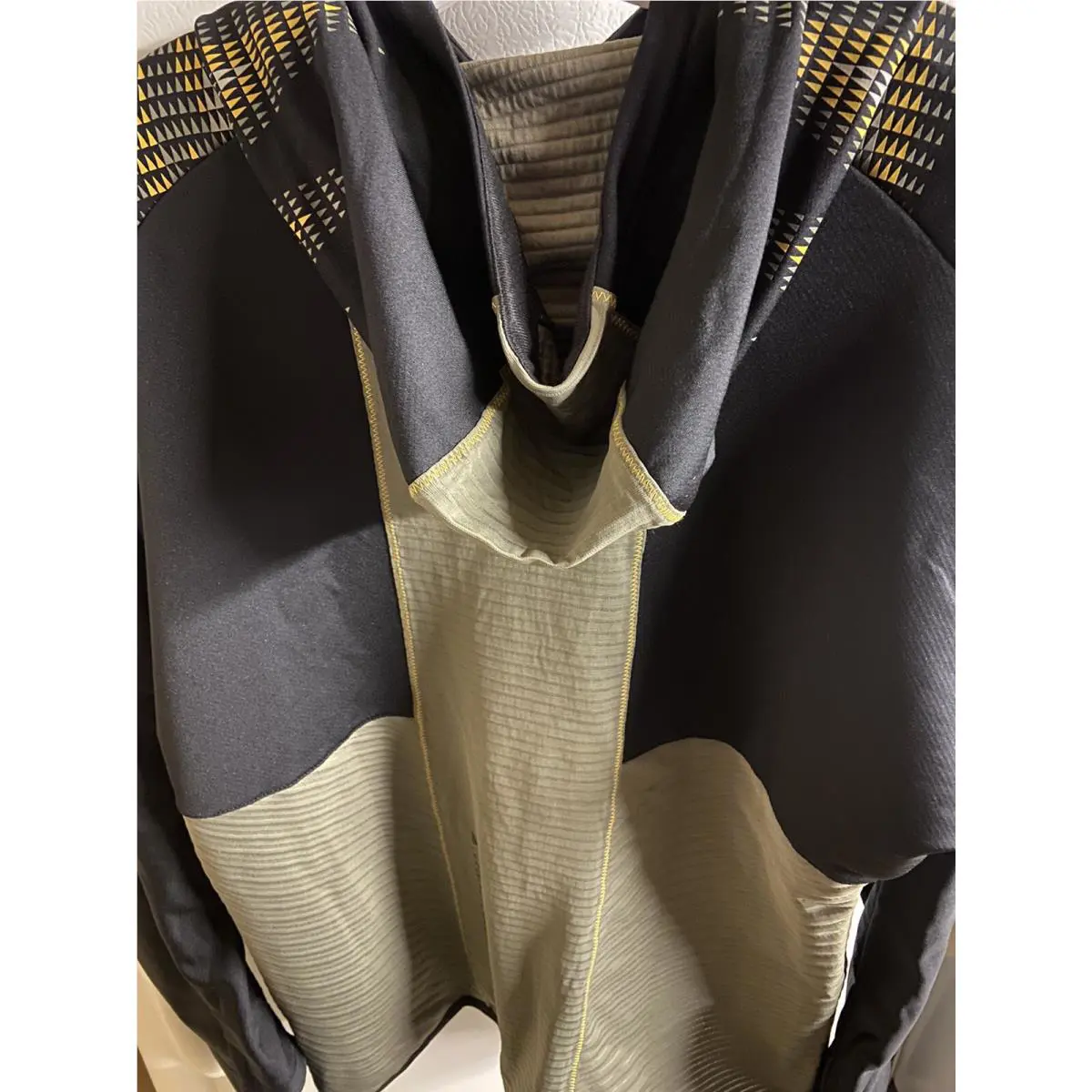 Adidas clothing - Black/green, Manufacturer: Black (UPC: 191979235101) 1