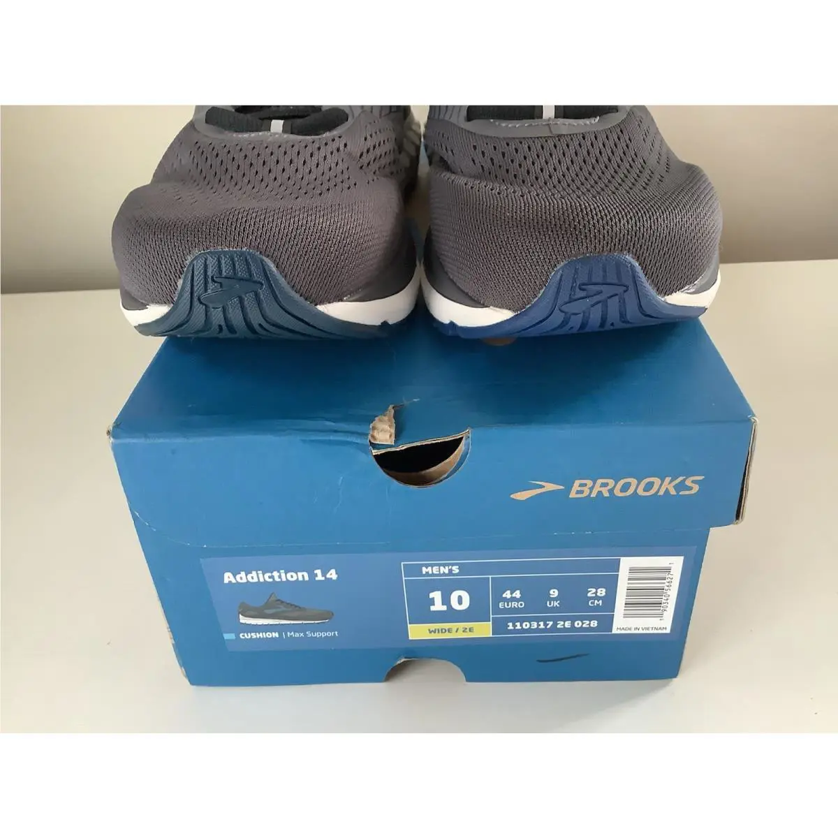 Brooks shoes - Brooks Addiction - Addiction - Gray 3