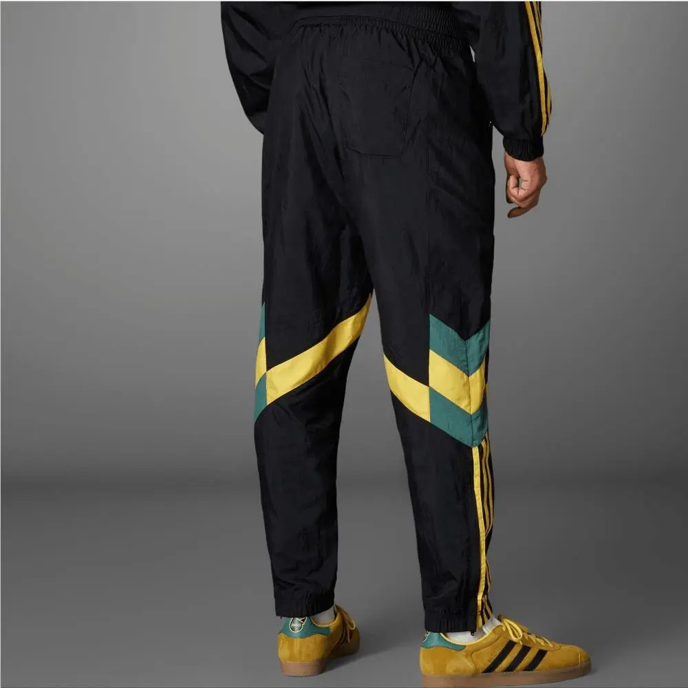 Adidas clothing - Black, Exterior: Multicolor 11