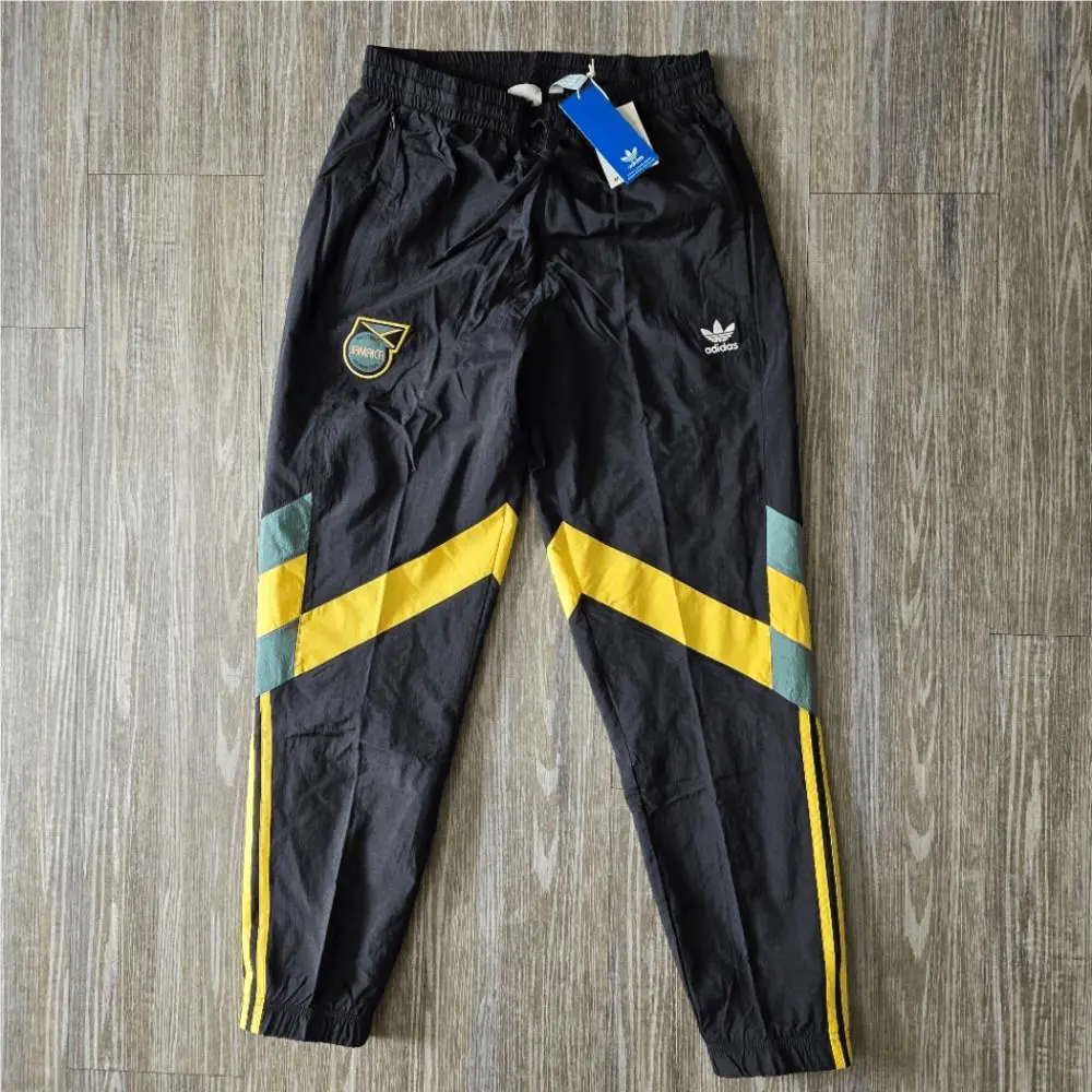 Adidas clothing - Black, Exterior: Multicolor 1