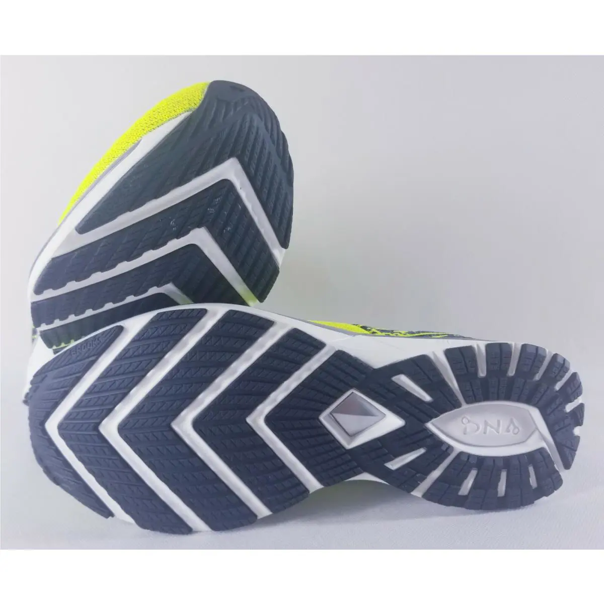 Brooks shoes - brooks - yellow/black/silver 6