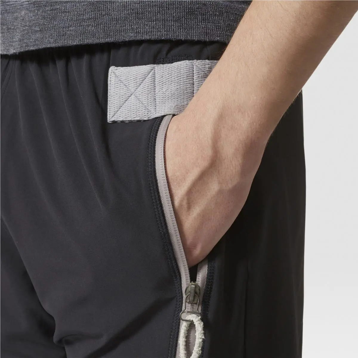 Adidas clothing - Black 2