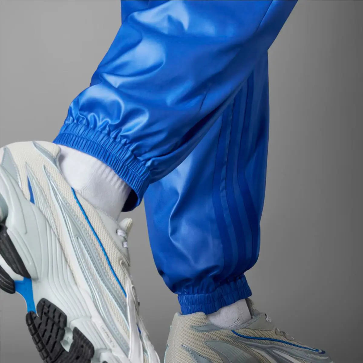 Adidas clothing - Blue 3