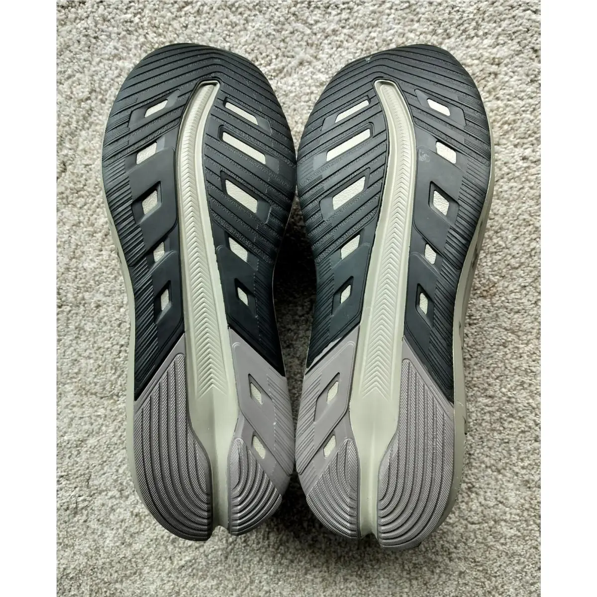 Adidas shoes - adidas Questar 3 - Questar - IE8182 - Olive 3