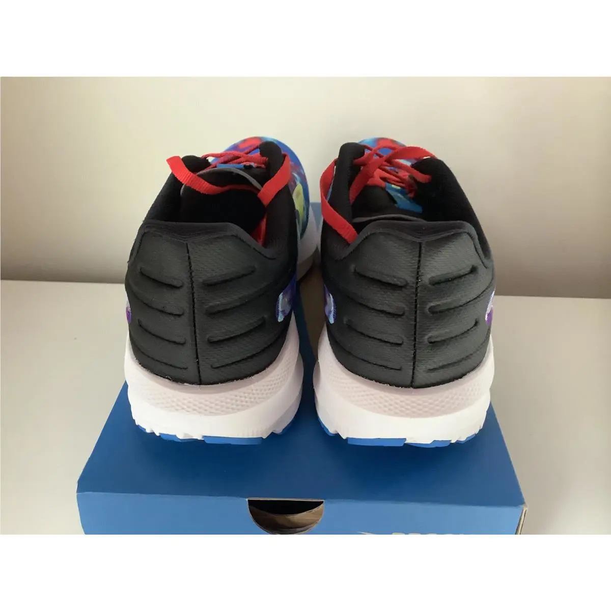 Brooks shoes - Brooks Launch 9 Tie Dye - Multicolor 1