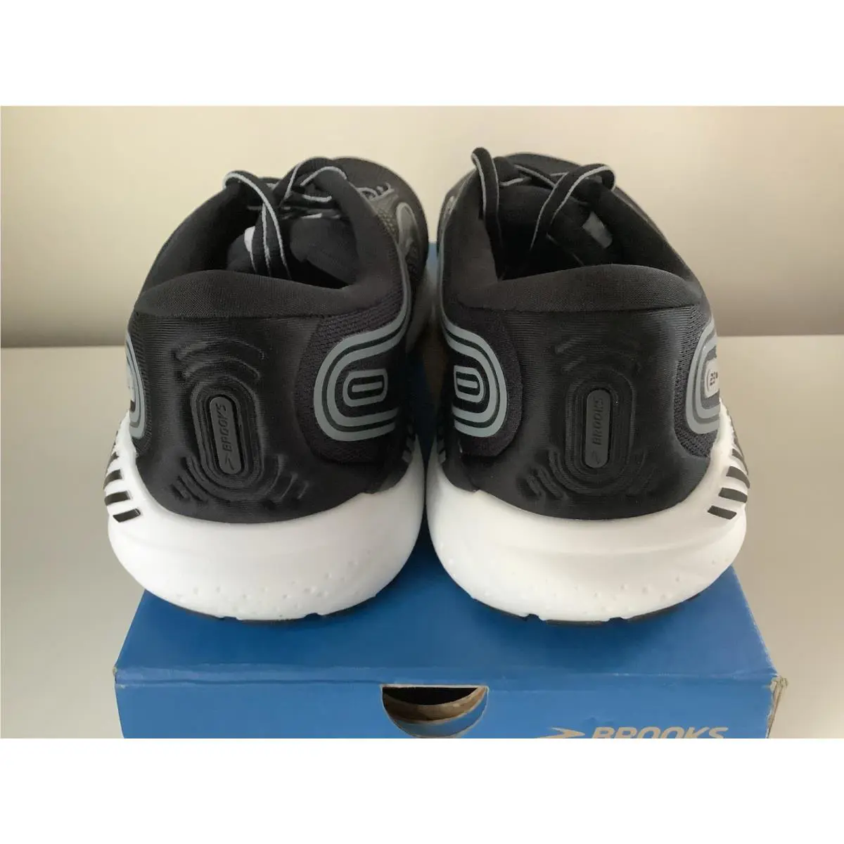 Brooks shoes - Brooks Ariel - Ariel - Black 0