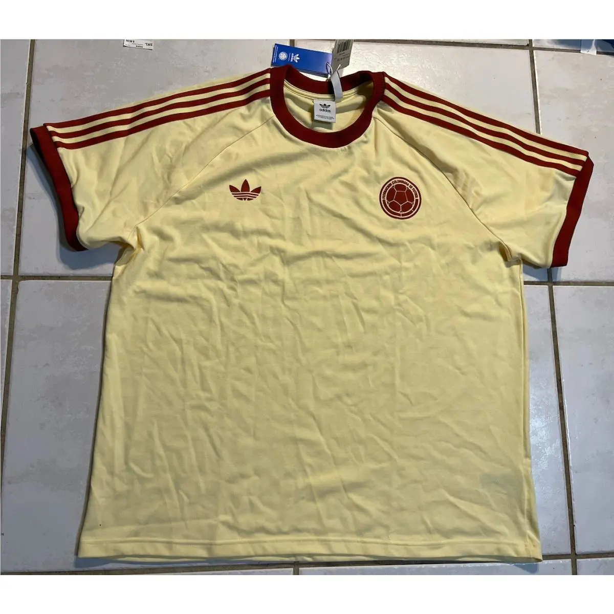 Adidas clothing - adidas Adicolor - Adicolor - IU2182 - Almost Yellow / Tribe Orange 0