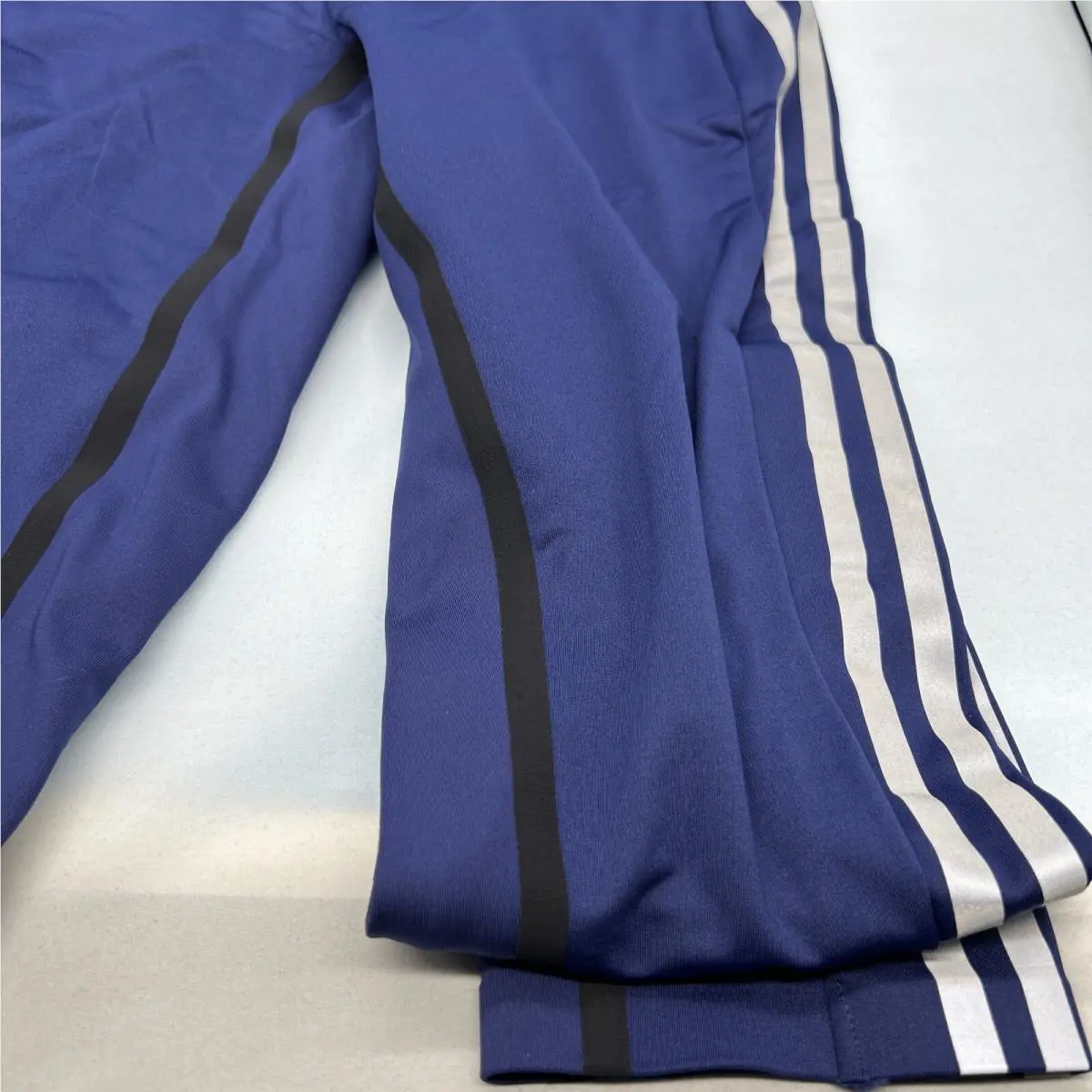 Adidas clothing - HG3103 - HG3103 - Blue Silver Night Sky 5