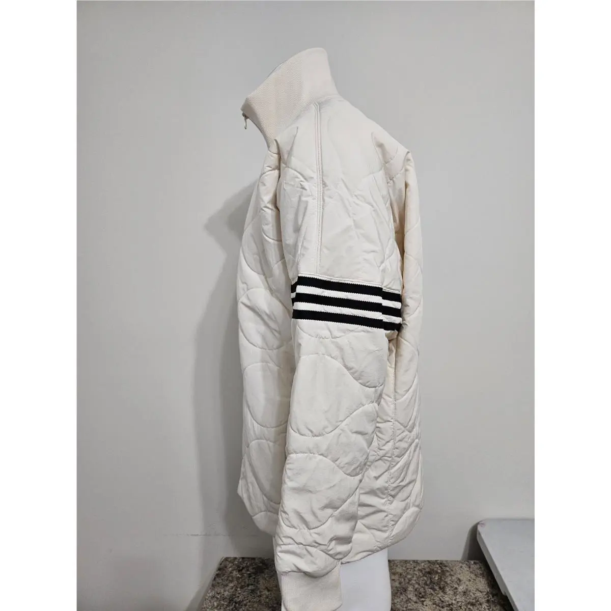 Adidas clothing - adidas Adicolor Neuclassics HS1581 - Adicolor Neuclassics - Beige (UPC: 195744871303) 3