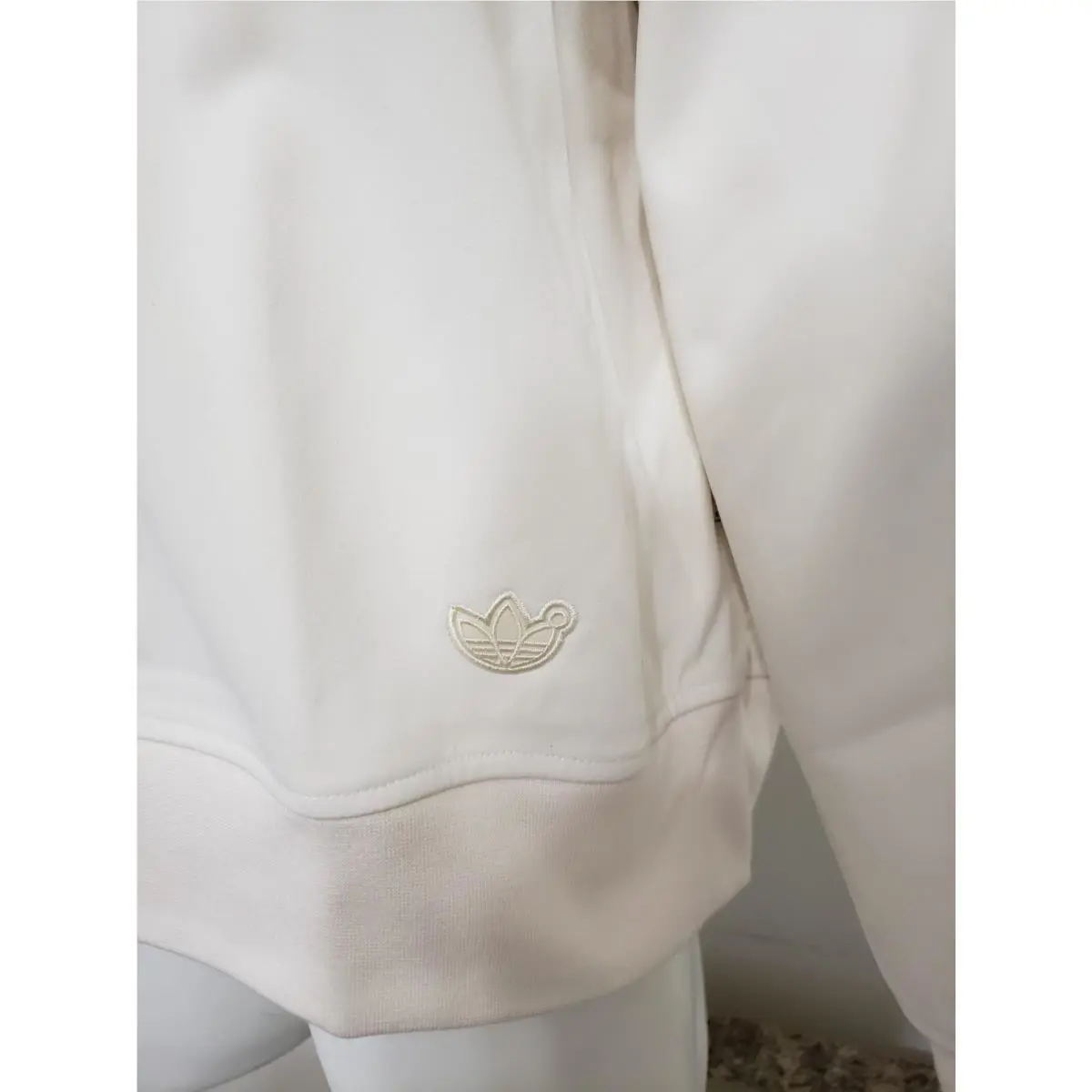 Adidas clothing - White (UPC: 195746805849) 0