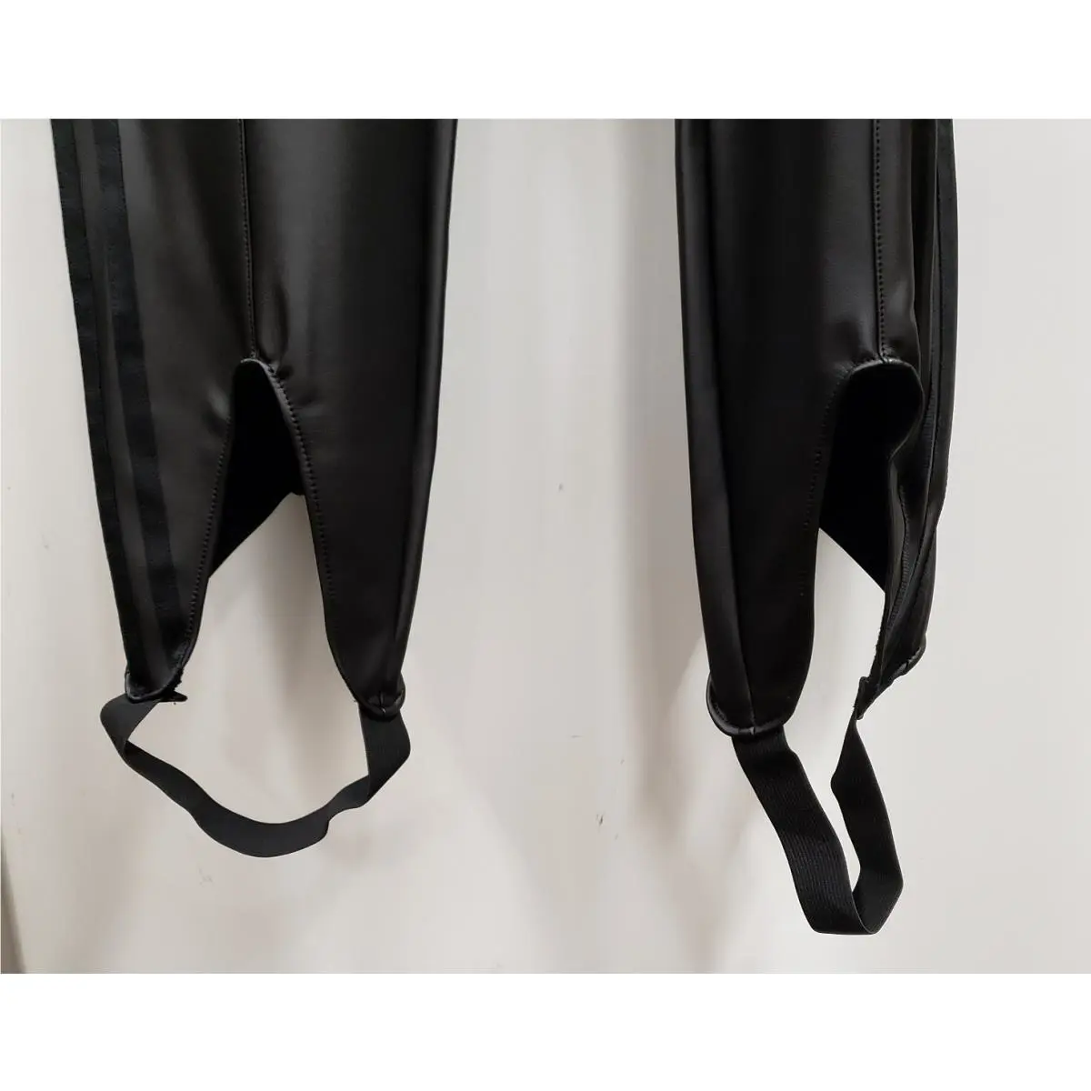 Adidas clothing  - Black 2