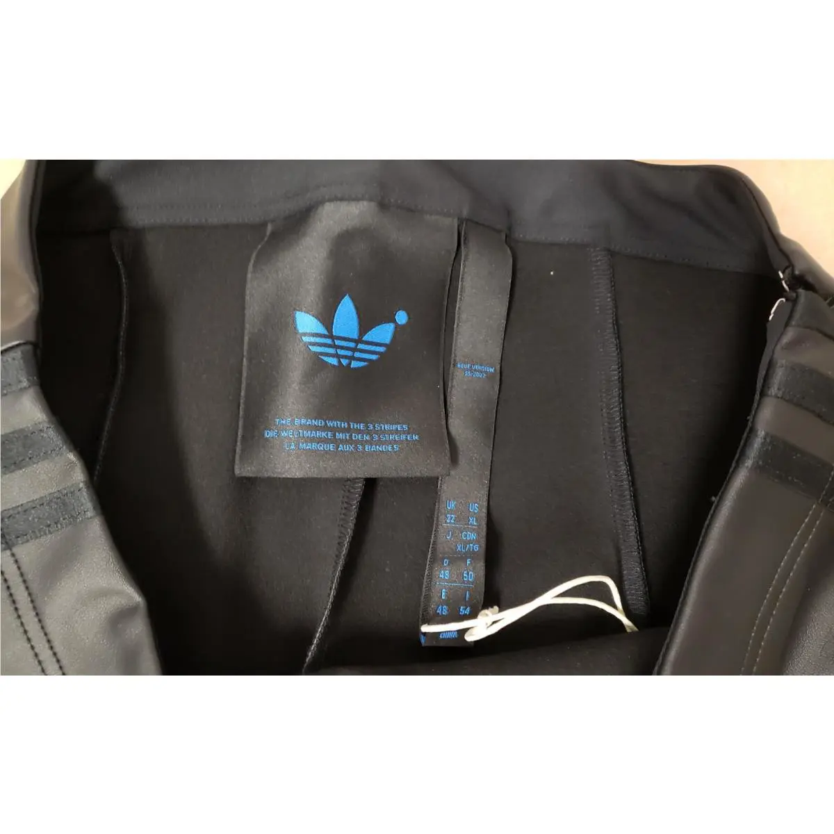 Adidas clothing  - Black 4