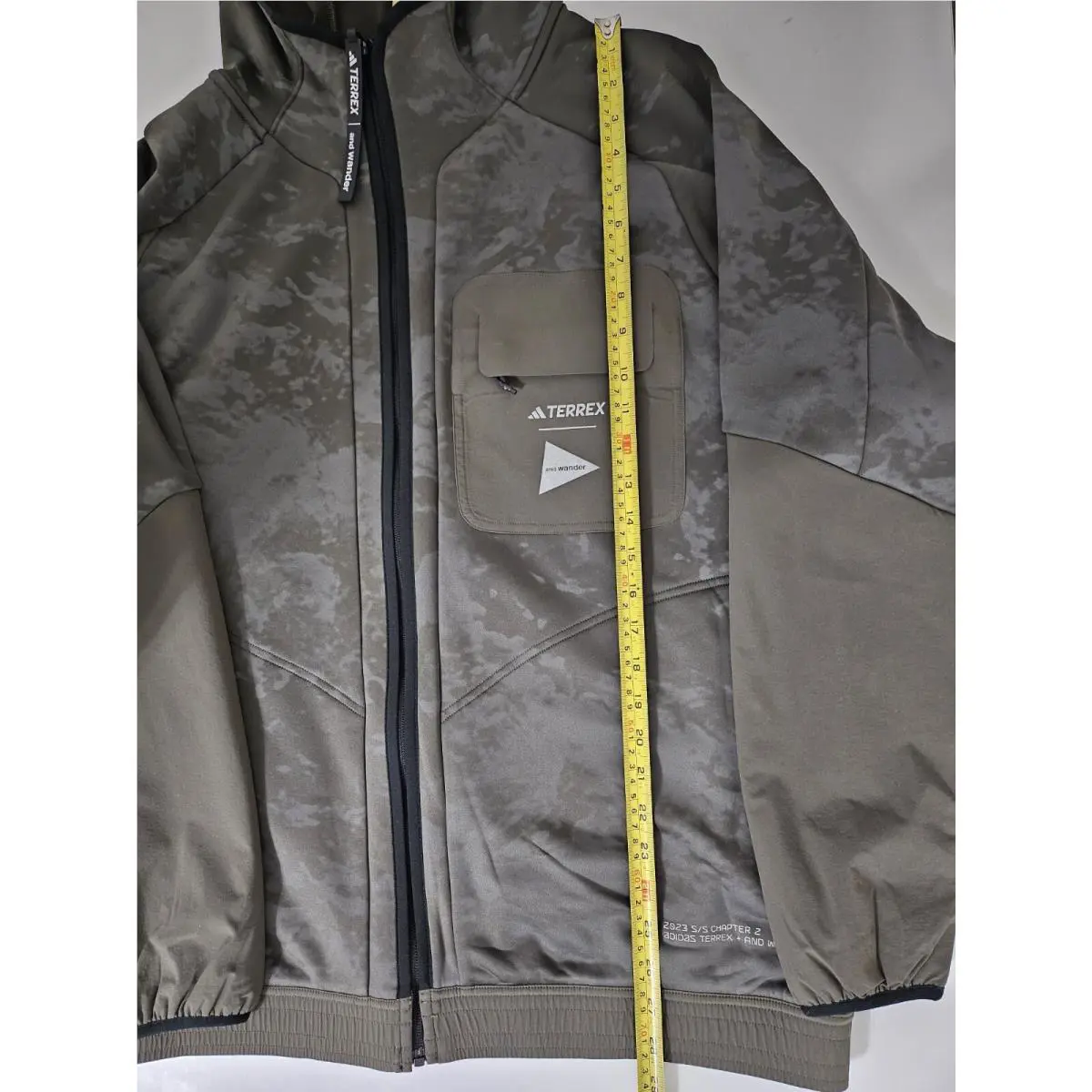 Adidas clothing - Green (UPC: 195745590715) 14