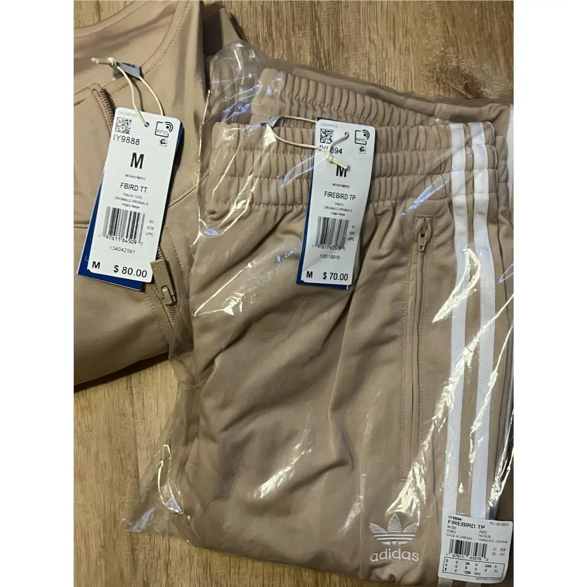 Adidas clothing - Beige 1