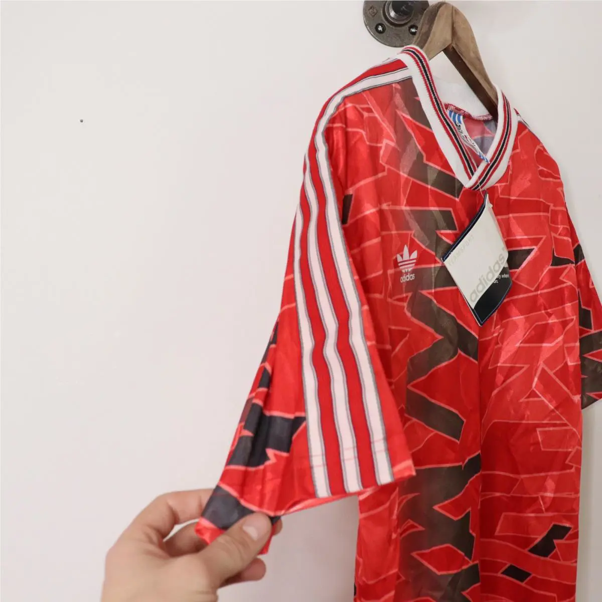 Adidas clothing - Adidas Classic 3 Stripe - Classic Stripe - Red 2