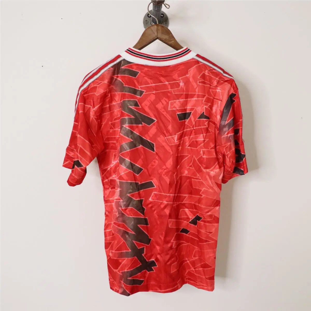 Adidas clothing - Adidas Classic 3 Stripe - Classic Stripe - Red 7