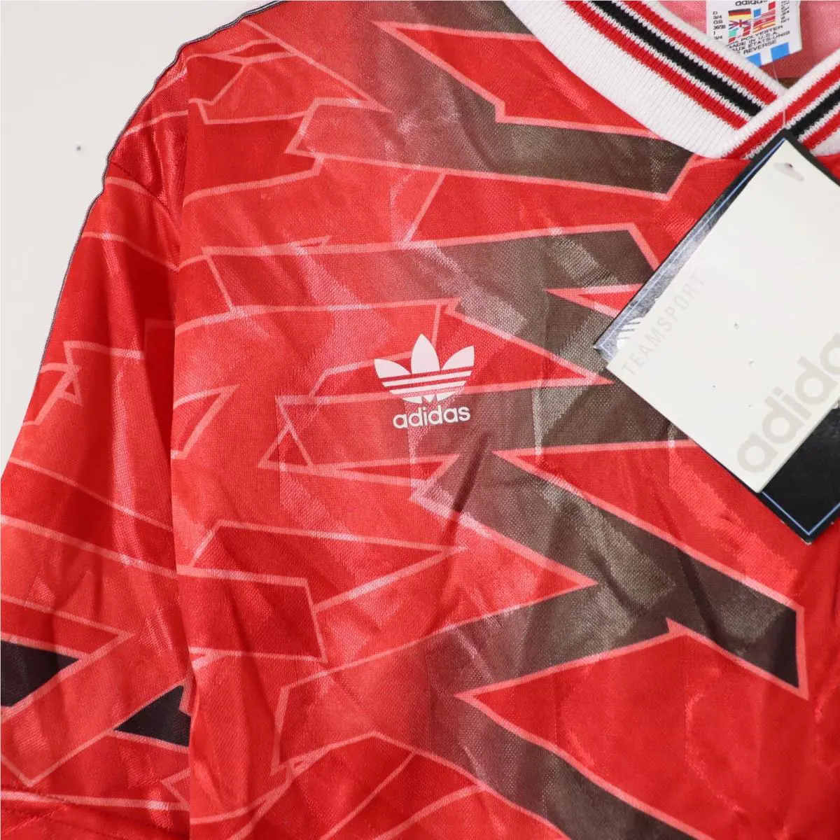 Adidas clothing - Adidas Classic 3 Stripe - Classic Stripe - Red 1