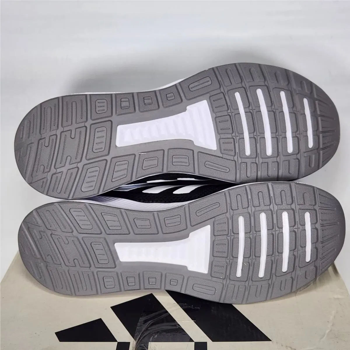 Adidas shoes - adidas Runfalcon - Runfalcon - F36218 - White 4