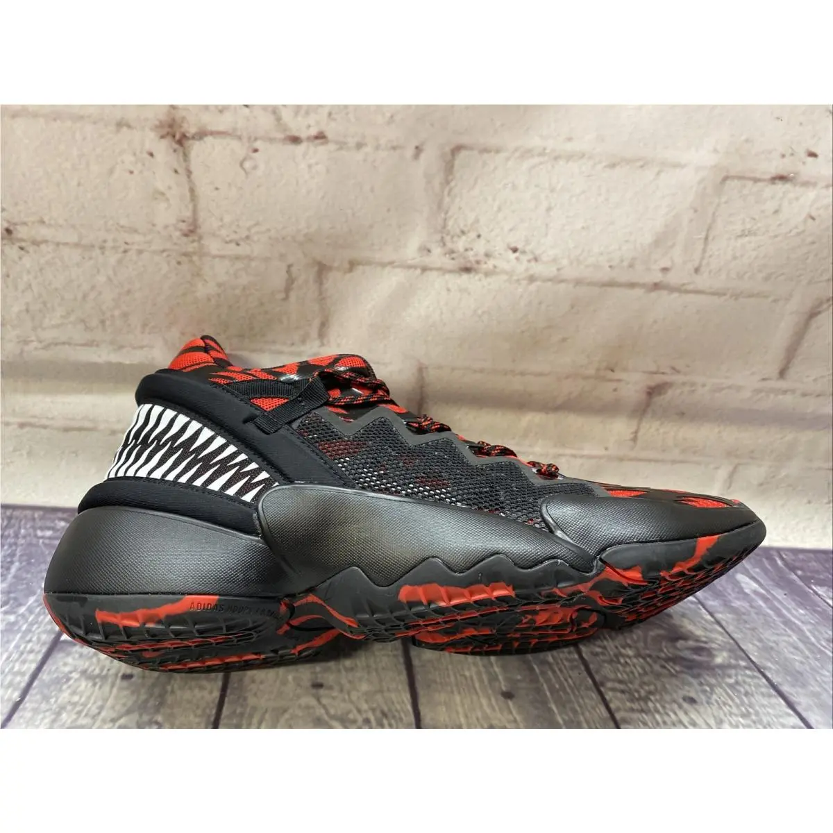 Adidas shoes - D.O.N. Issue 2 - Issue - FW8754 - Black 7