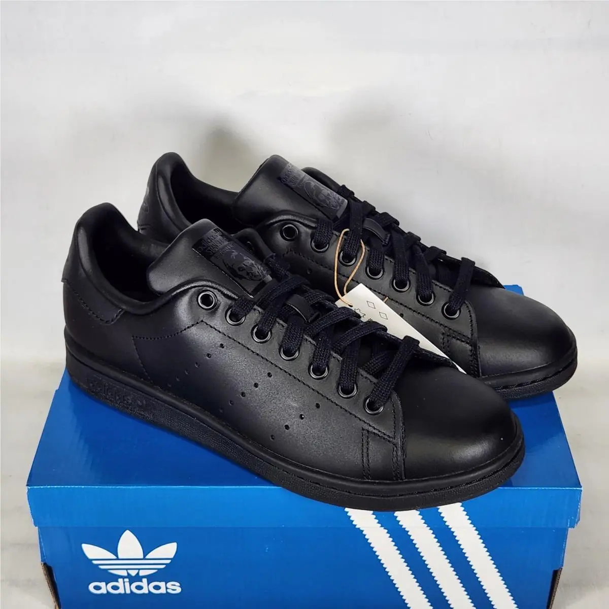Adidas shoes - adidas Stan Smith - Stan Smith - M20327 - Black 0