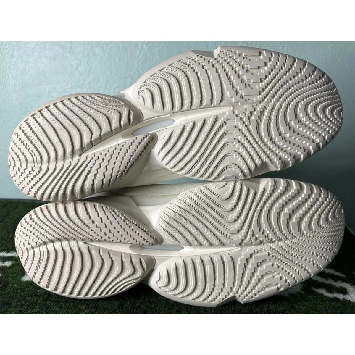 Adidas shoes - adidas D.O.N. Issue #4 - Issue - HR1783 - White 4