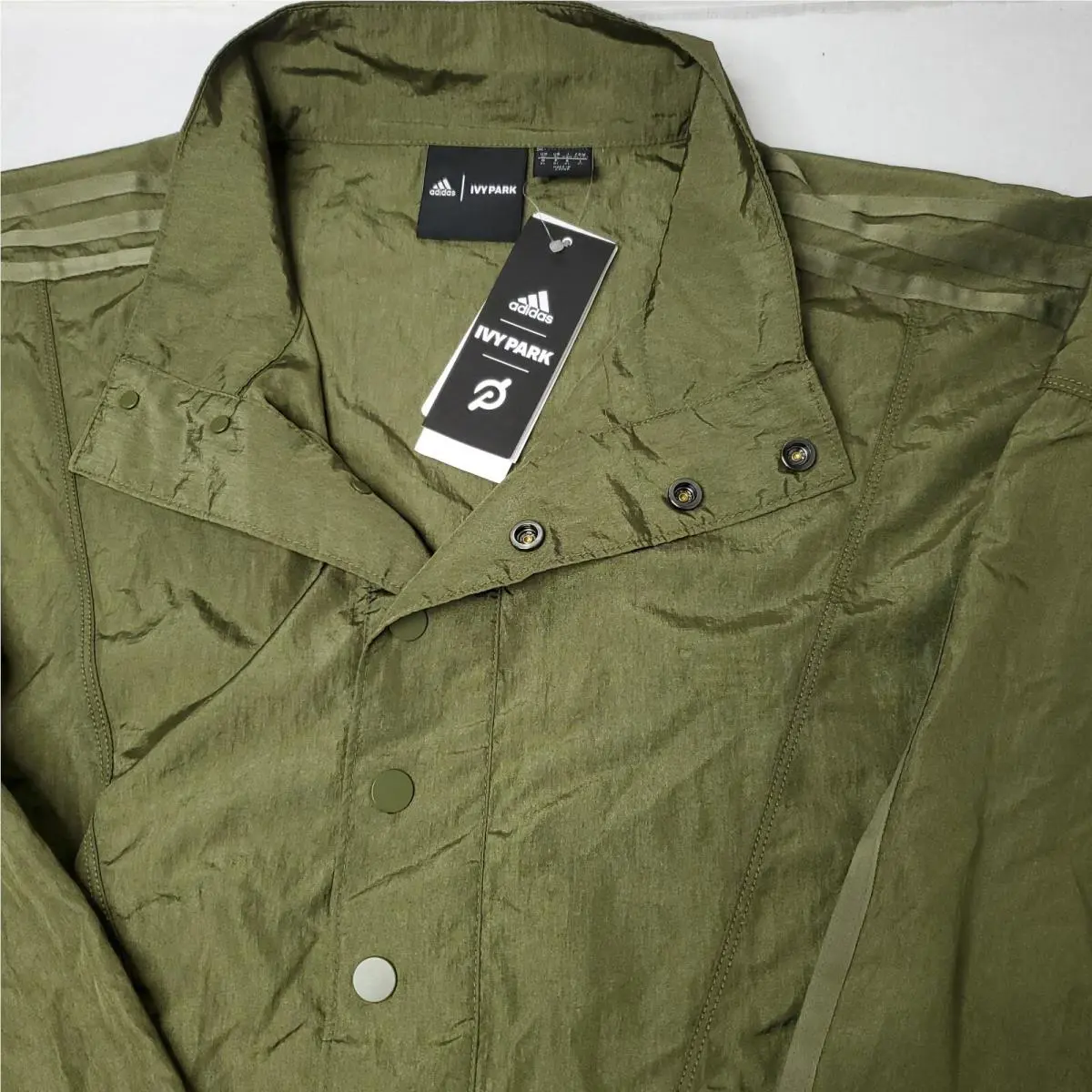 Adidas clothing - IVP Annorak - IVP Annorak - Olive (UPC: 195739403168) 2