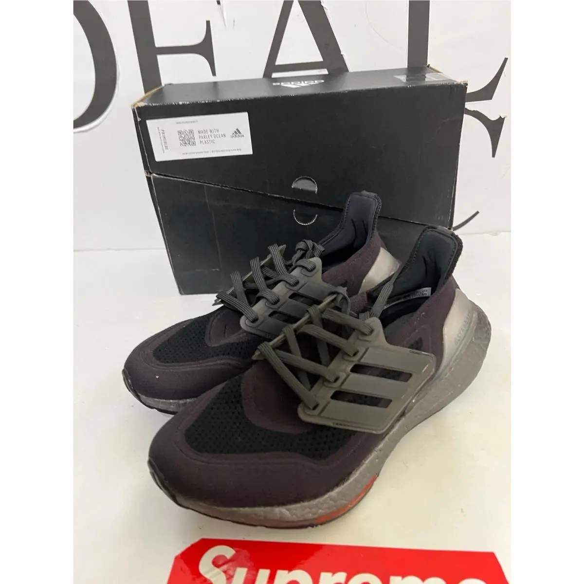 8M / 9W - Men`s Adidas Ultraboost 21 Shoes Black FY3952