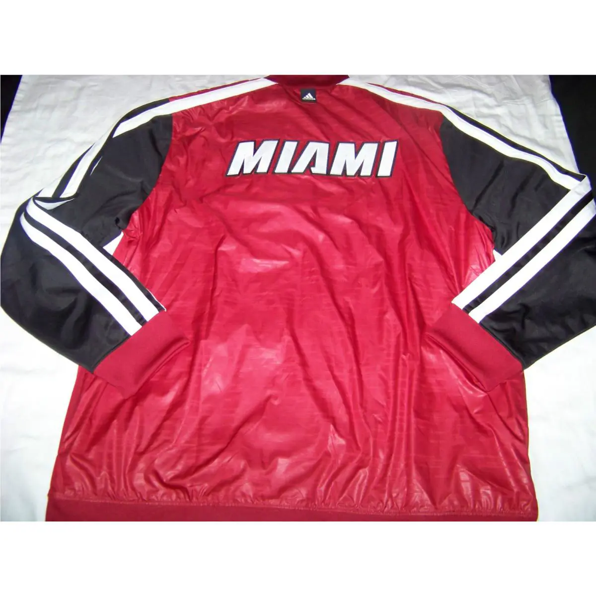 Adidas clothing - Red 2