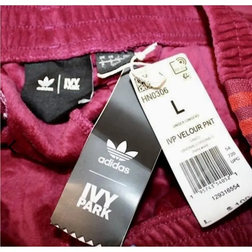 Adidas clothing - Cherry Wood 11