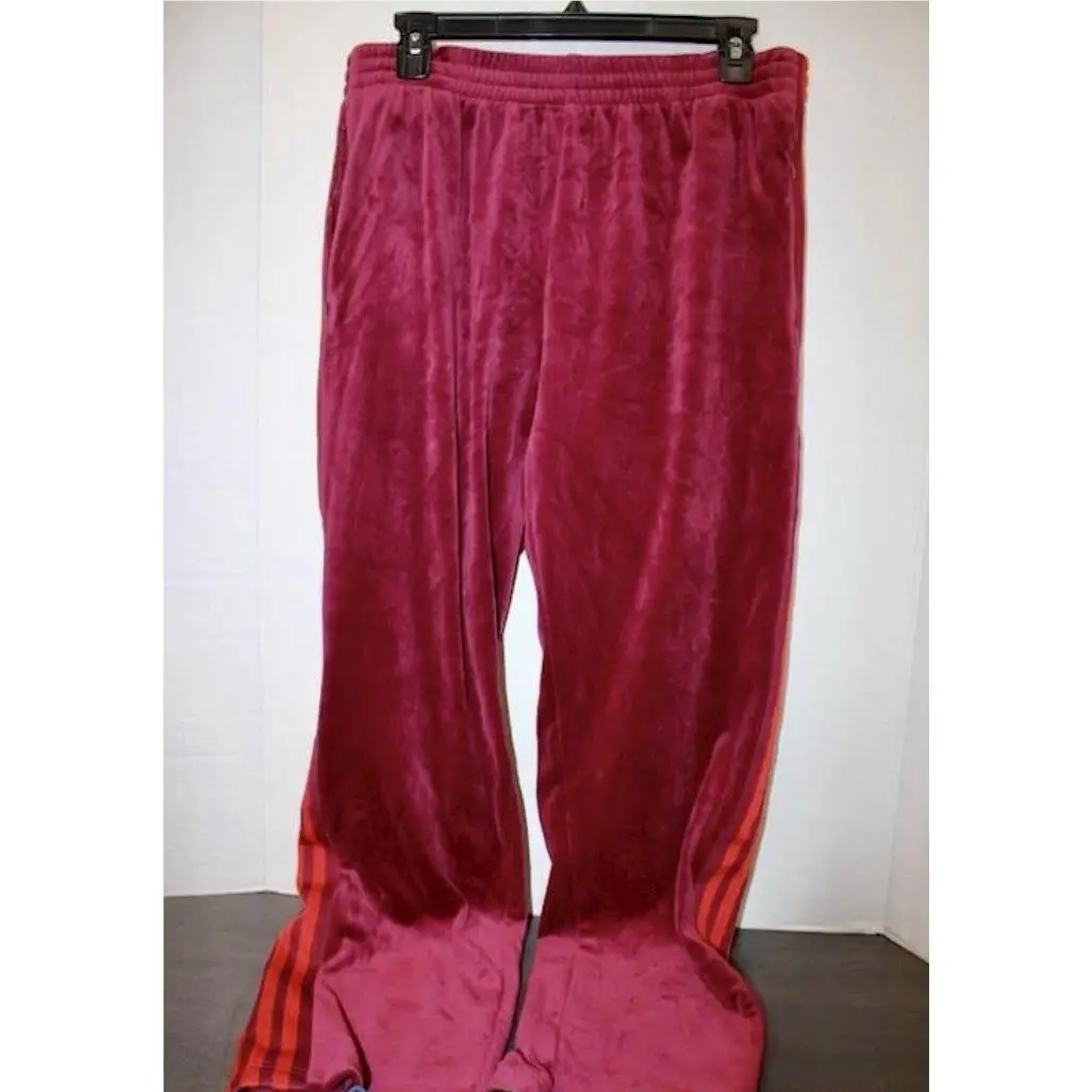 Adidas clothing - Cherry Wood 6