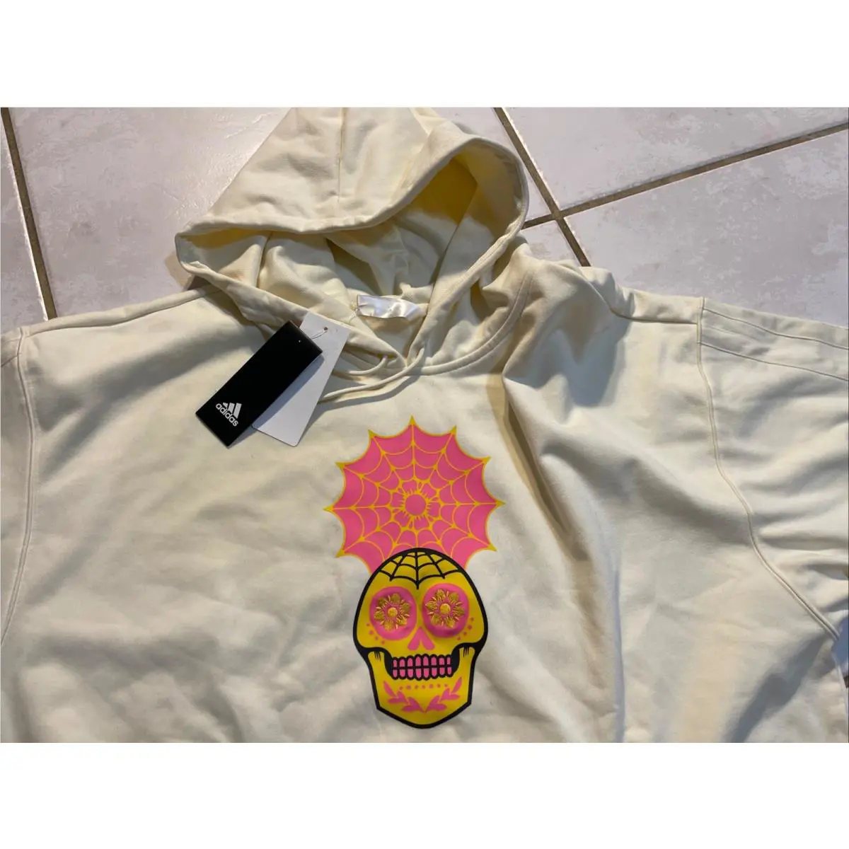 Adidas clothing - Cream Color With Yellow And Pink 4
