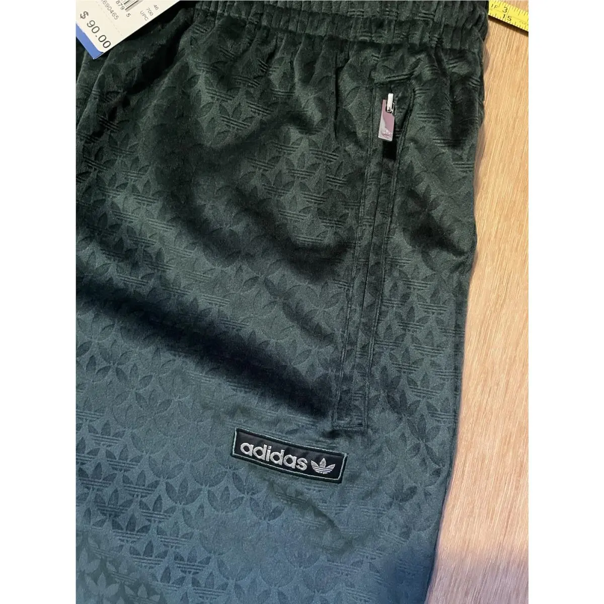 Adidas clothing - adidas Monogram - Monogram - Green 3