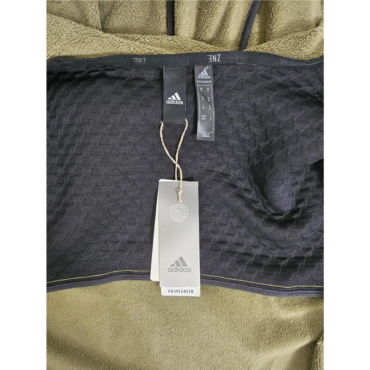 Adidas clothing - Green (UPC: 194827230037) 6