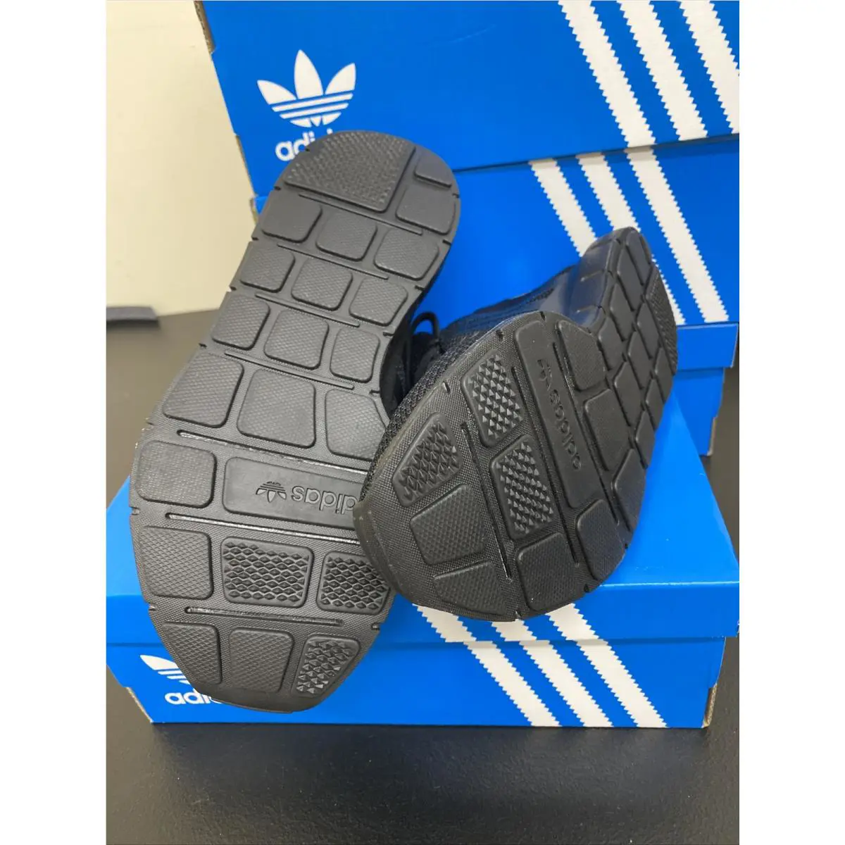 Adidas shoes - adidas Originals Swift Run - Originals Swift Run - FW5030 - Black 2