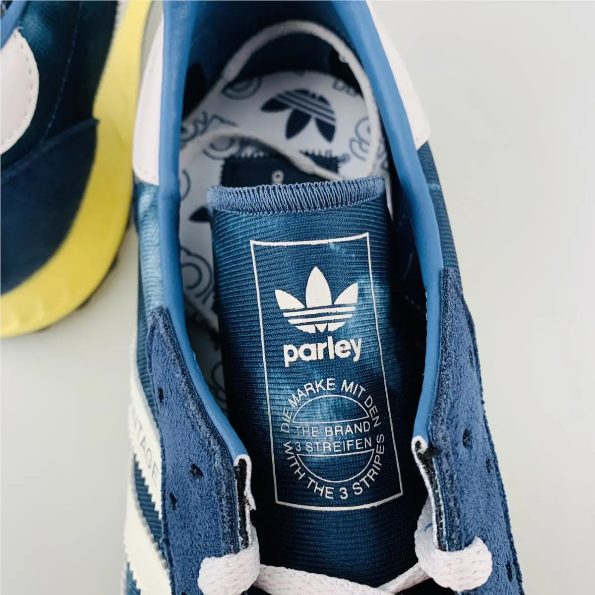 Adidas shoes - adidas TRX Vintage - TRX Vintage - GX9250 - Blue, Manufacturer: Carbon / Zero Metalic / Cloud White (UPC: 195740548001) 6