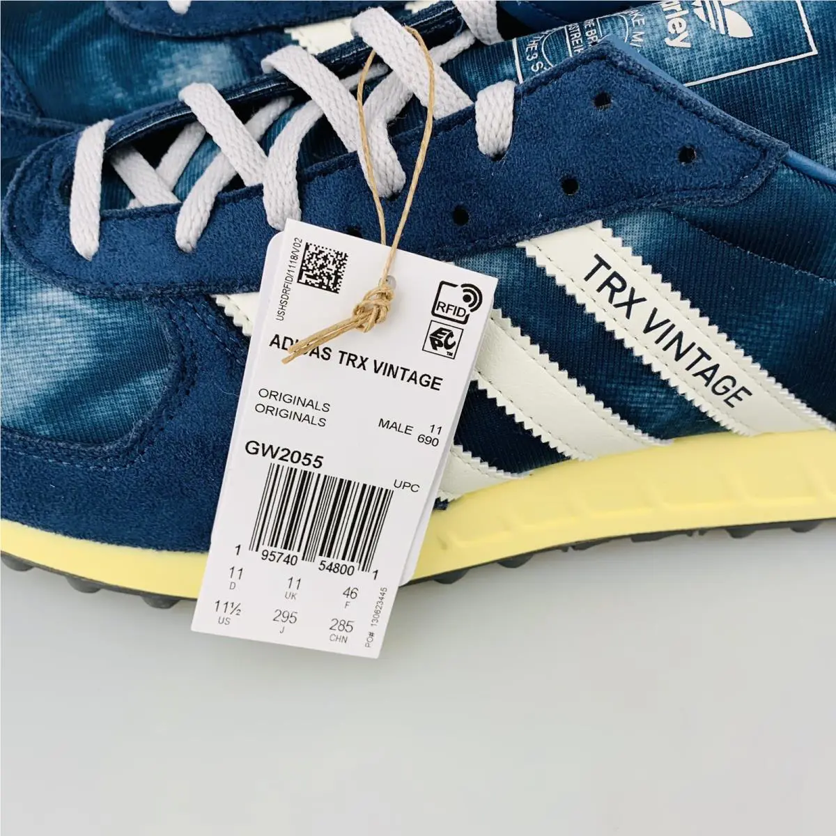 Adidas shoes - adidas TRX Vintage - TRX Vintage - GX9250 - Blue, Manufacturer: Carbon / Zero Metalic / Cloud White (UPC: 195740548001) 2