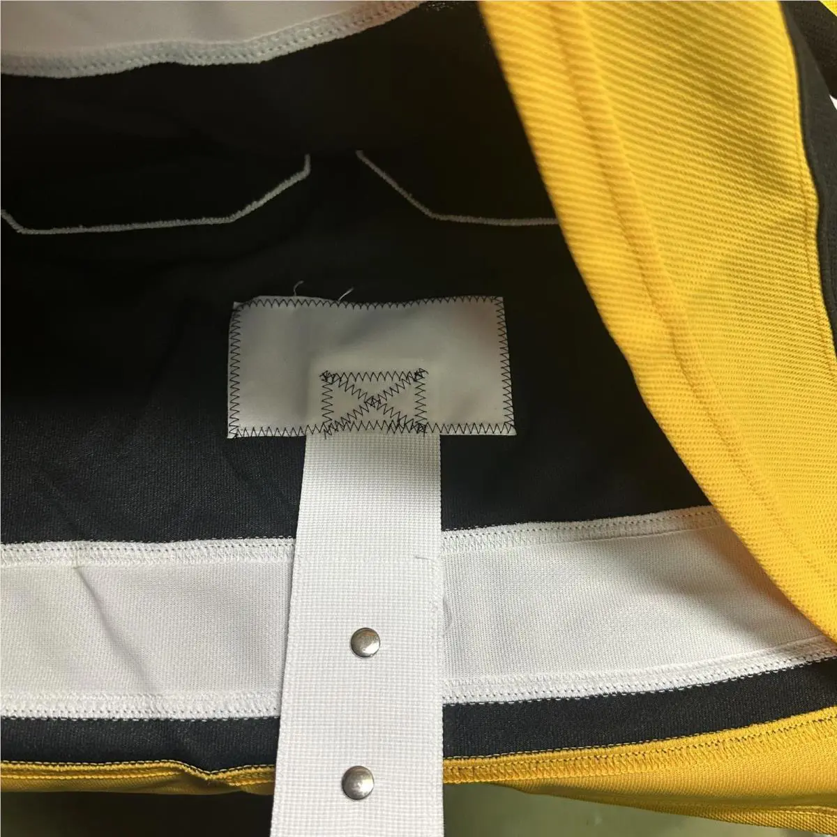 Adidas clothing - NA - Black 4