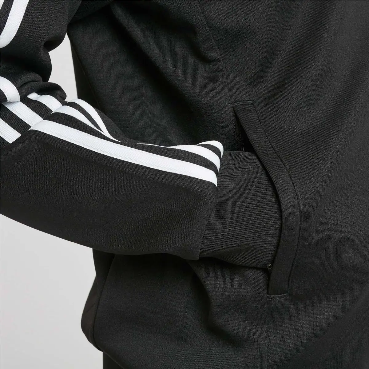 Adidas clothing - Black 2