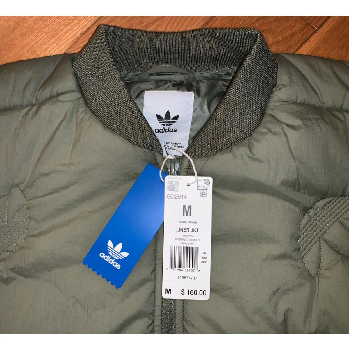 Adidas clothing - Olive Green 10