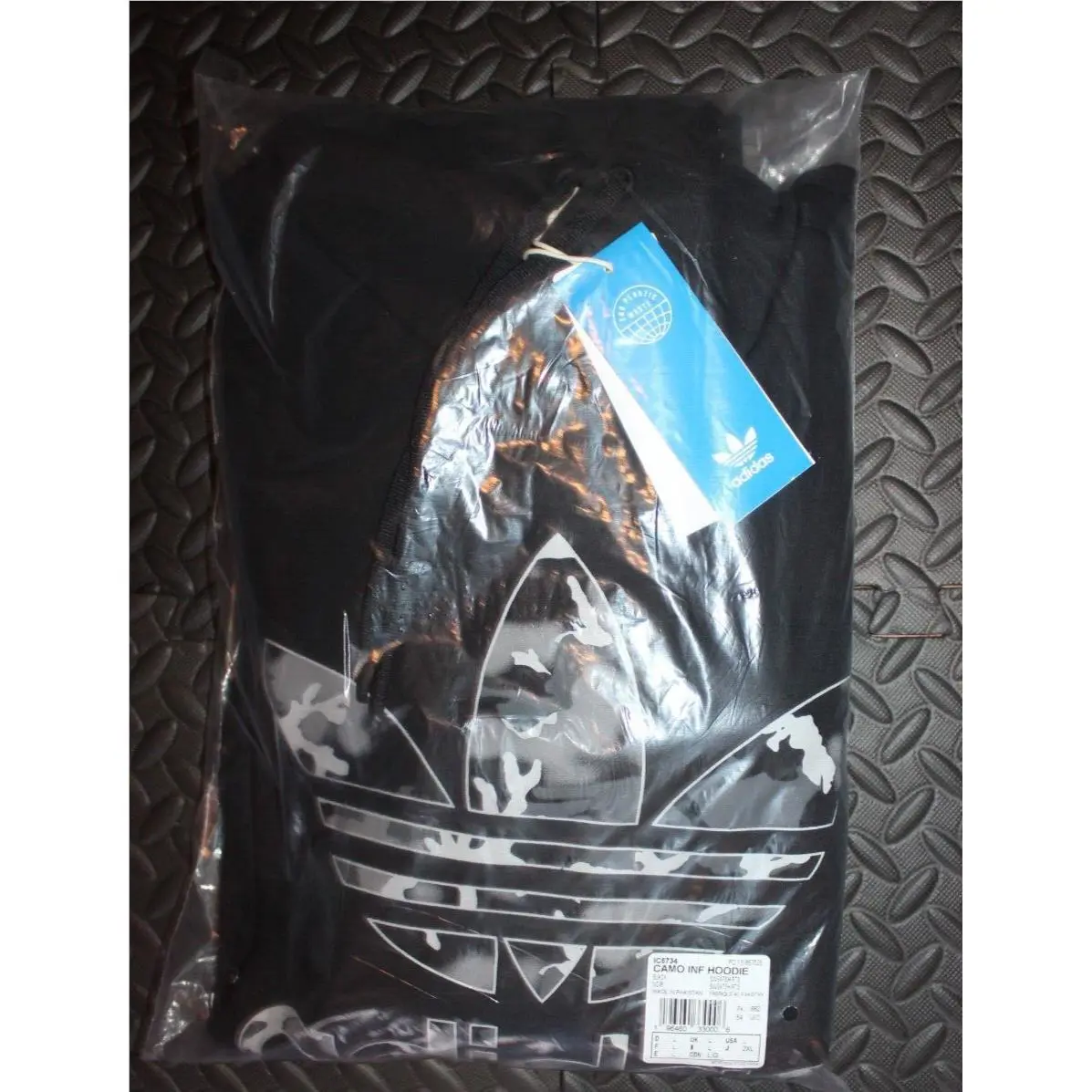 Adidas clothing - Black (UPC: 0889139064738) 5
