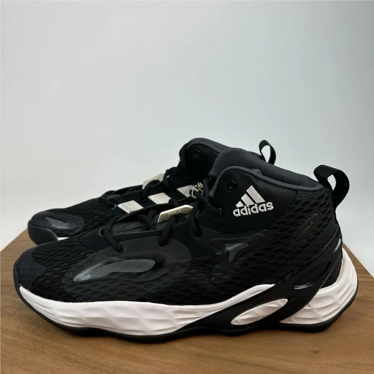 Adidas shoes - adidas Exhibit A - Exhibit - H67747 - Black 0