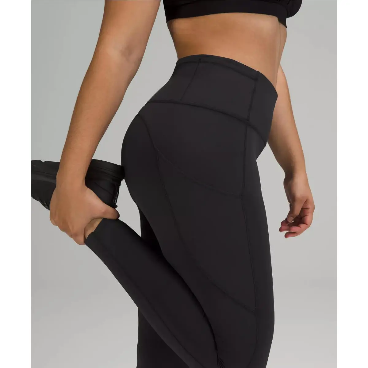 Lululemon clothing - Black 2