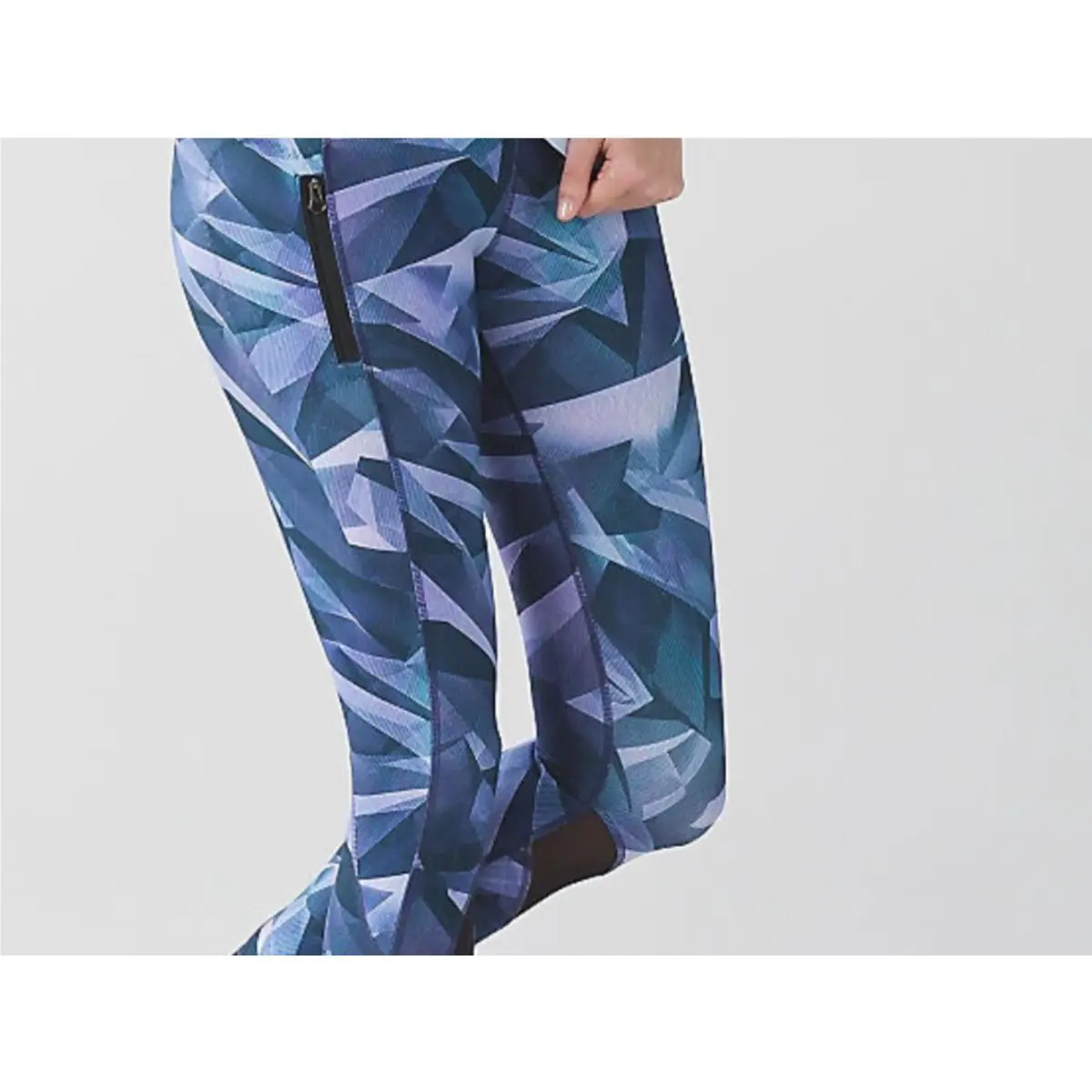 Lululemon clothing - Pretty prism multi/black 4